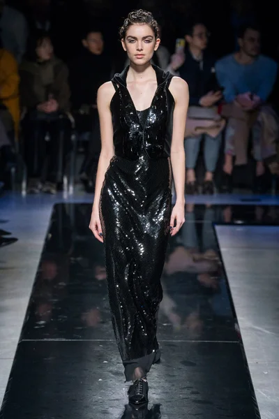 Look 98